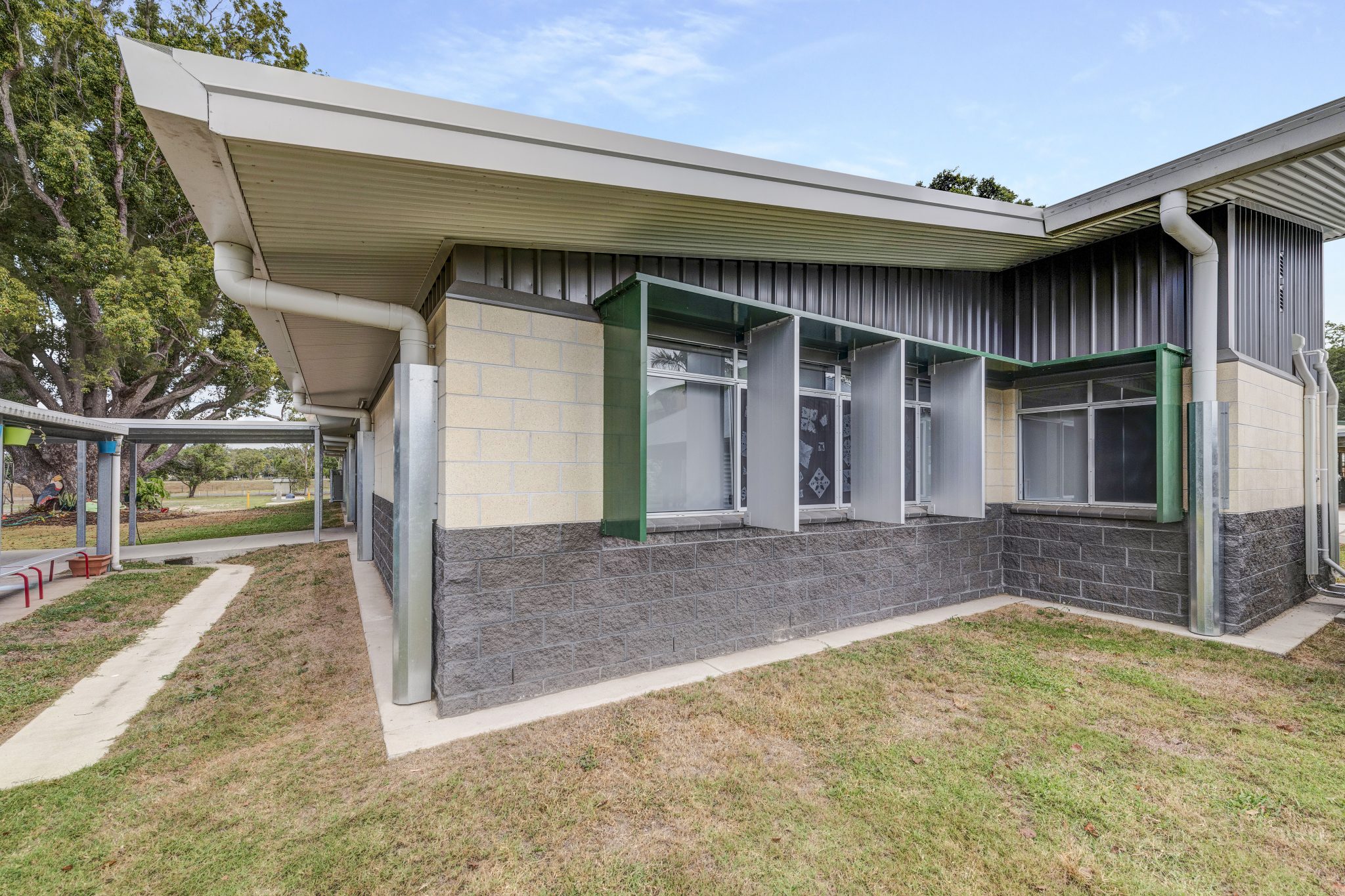 Queensland_School_construction_complete_using_BayRidge_Architectural_Blockwork